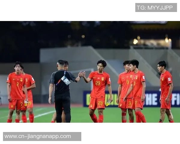 U17国足对阵印度表现不佳技战术失误频繁遭遇反击困扰